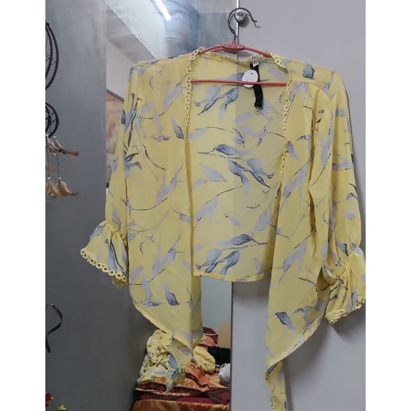 Yellow floral Midi with matching shrug - Picture 6 of 8